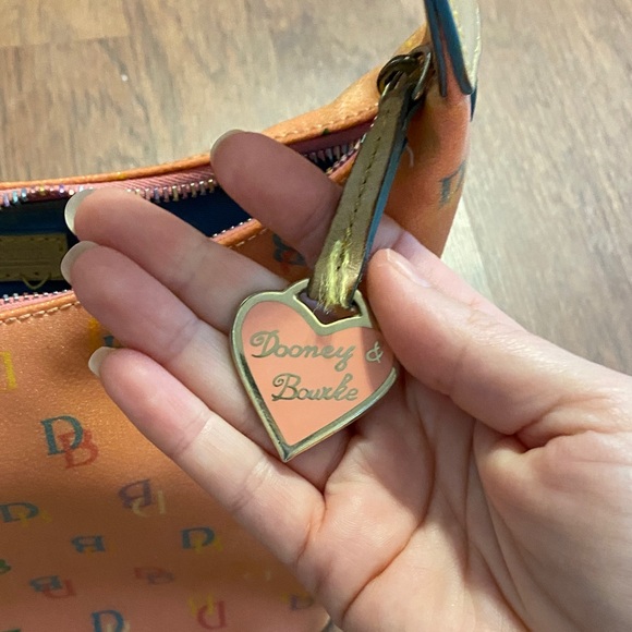 Dooney & Bourke Peach and Beige Shoulder Bag - Picture 3 of 7